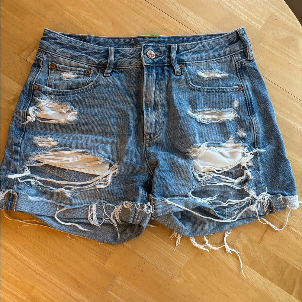American Eagle Distressed Tomgirl Short